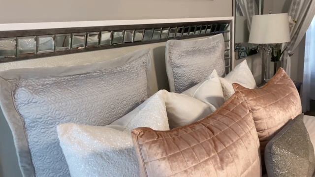 MASTER BEDROOM TOUR 2020! смотреть онлайн