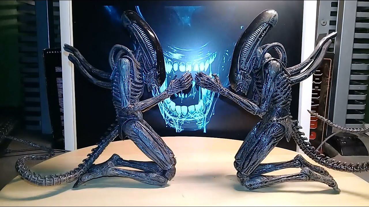 Comparison! Neca 2017 Xenomorph from Alien: Covenant (Original vs Knock Off)! смотреть онлайн