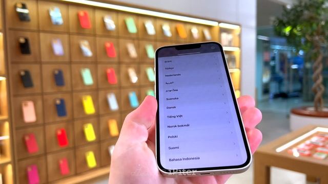 Apple iPhone 13 Starlight смотреть онлайн