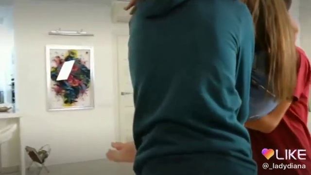 Ручной трон. смотреть онлайн