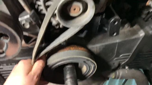 Removing a Subaru crankshaft pulley? Try this trick first! смотреть онлайн