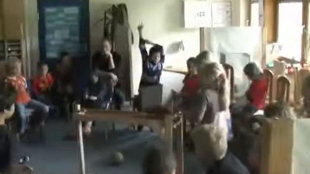 Unterrichtsgespräch über Ein Physikalisches Phänomen 5.wmv