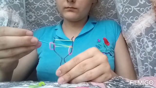 Раскрываю секреты плетения браслетиков, которые я придумала сама! смотреть онлайн