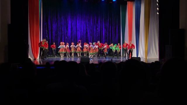 Ансамбль танца «Радость» - Калинка смотреть онлайн