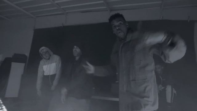 3L MOI & BARBARO "URBANO VARGAS - CAPÍTULO 2: LAS MUSAS DEL MÁS ALLÁ смотреть онлайн