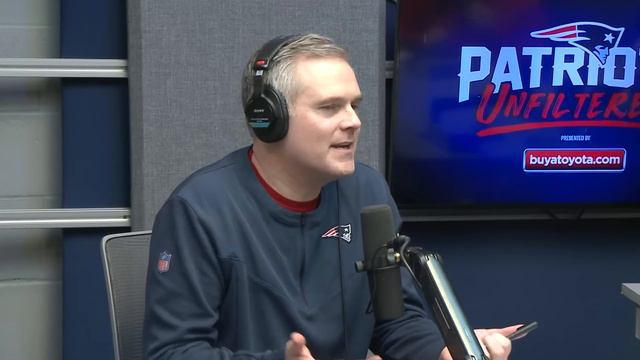 LIVE: Patriots Unfiltered 2/15: Coaching Staff Additions, Projecting Offensive Scheme, Mock Drafts смотреть онлайн