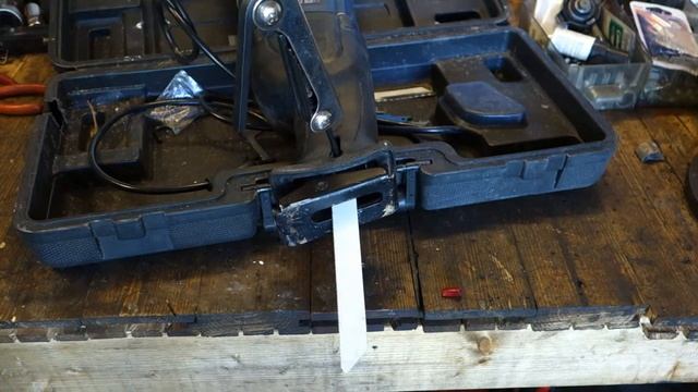 How to use reciprocating sabre saw смотреть онлайн