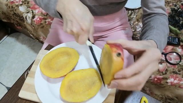 МАНГО для россиян - узнайте как его съесть.