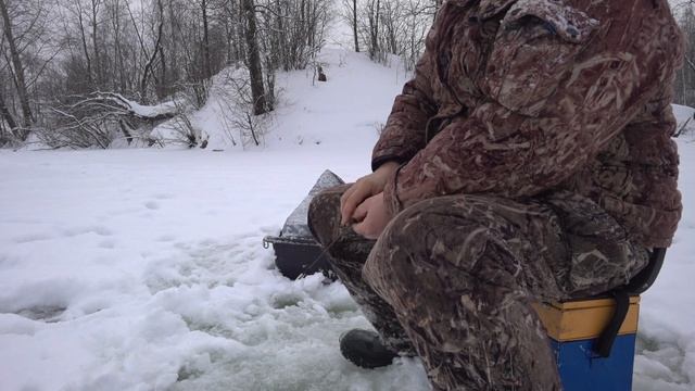 [Silent fishing. Рыбалка без лишних слов] Уклейка смотреть онлайн