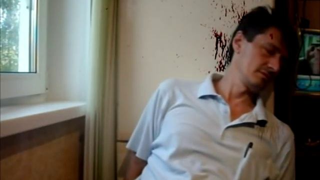 Suicide (Пацан сыграл в русскую рулетку пистолетом.) В реале НЕ ПОВТОРЯТЬ !!! Это просто монтаж! смотреть онлайн