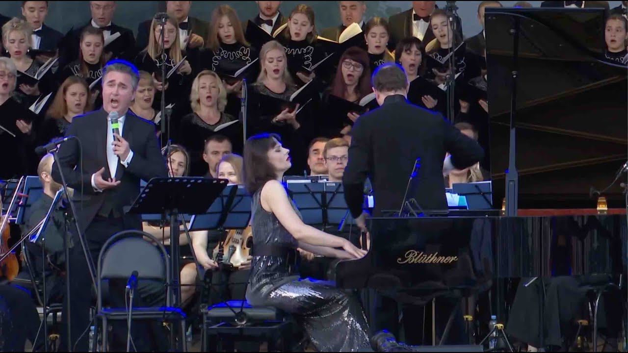 Т. Хренников, ст. М. Матусовского "Что так сердце растревожено" смотреть онлайн