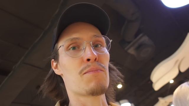 ПЕТЕРБУРГ VLOG: МОЙ ДЕНЬ РОЖДЕНИЯ / БОГОХУЛЬНЫЕ ВЫСТАВКИ / МАНГА, КОРМИМ ОС, ТВОРЧЕСКИЙ МАРКЕТ ? смотреть онлайн