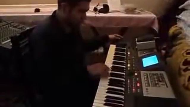 ilkin shemkirli JUZISOUND AZERBAIJAN TOTAL SAMPLER ROLAND VA 7 SAMPLER смотреть онлайн