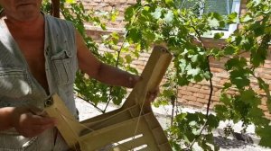 Садовые пластмассовые кресла. Как спасти ножки от поломок.