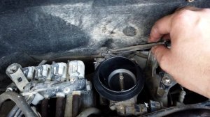 Renault Symbol. Замена свечей зажигания и ДПДЗ на двигателе K7J.