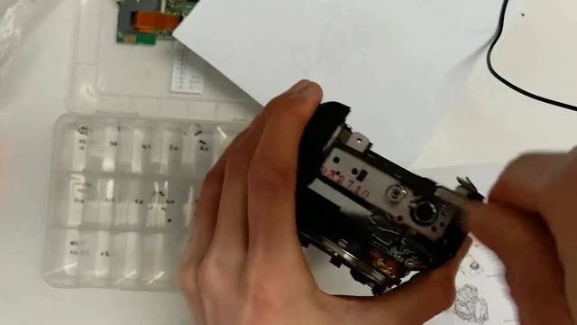 Canon 5D (Mark I) Shutter Replacement Part 1: Disassembly смотреть онлайн