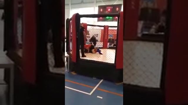 Андрей Майер 1 бой, 3 решающий раунд