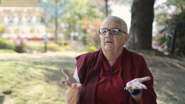 What is Equanimity? | Dr Chönyi Taylor смотреть онлайн