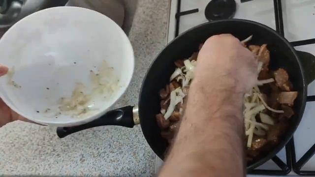 Очень нежная и вкусная тушенная говядина в сметане ✌? смотреть онлайн