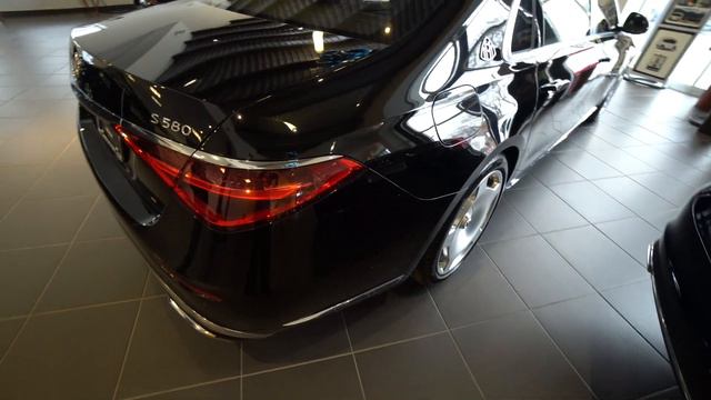 2022 Mercedes-Benz S580 | Video tour with Watson смотреть онлайн