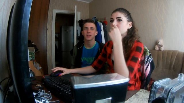 Проходим тест на знание байков -С девушкой на наказание - Челлендж смотреть онлайн