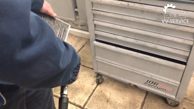 Как избавиться от запаха в салоне автомобиля? смотреть онлайн