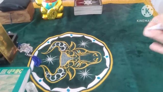 Крестовый король. Что у него происходит в жизни?? смотреть онлайн