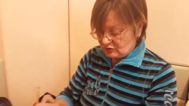 Собираю внучку на соревнования! смотреть онлайн