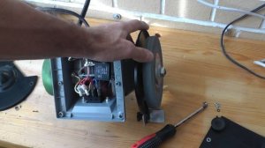 Как изменить направление вращения точильного станка. Модернизация заточного станка. Войлочный круг