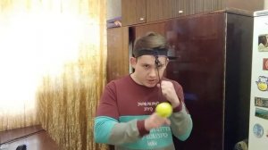 Как развить реакцию и точность ударов?!Все о том как правильно тренироваться с мячом на резинке.