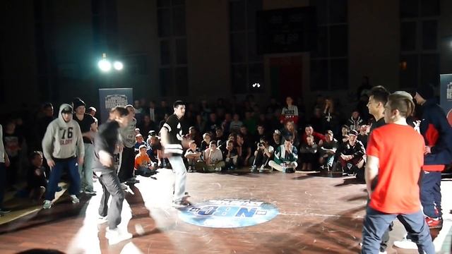 NBC BATTLE PRO 2017 | CREW | COMIX ZONE vs OBC смотреть онлайн