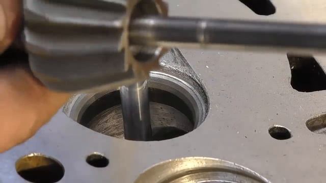 Что будет,если не притирать клапана? Тест новых шарошек (зенкеров) смотреть онлайн