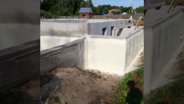 утепление фундамента жёстким пенаполиуретаном (ппу) плотностью 40-45кг на м3 слой 50мм смотреть онлайн