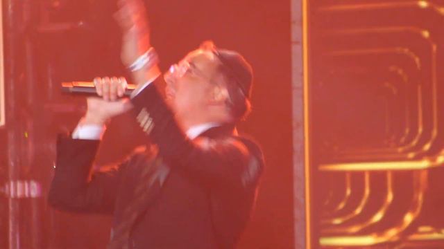 Yaakov Shwekey - L'chaim A Toast To Life | LIVE смотреть онлайн