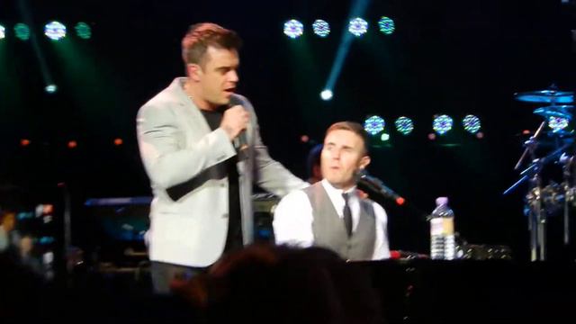 Gary Barlow @ London RAH 27/11/12 - Eight Letters & Candy with Robbie Williams смотреть онлайн