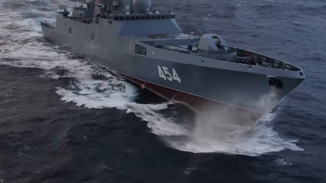 Пуск крылатых ракет "Калибр" и гиперзвуковых "Циркон" смотреть онлайн
