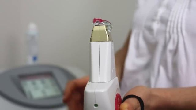 Dauerhafte Haarentfernung per IPL System Intensed Pulsed Light Dermo Cosmetic Center Hamburg смотреть онлайн