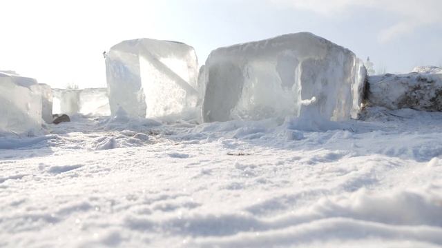 Весне дорогу. Ледовый городок исчезнет с площади вместе с деревянными павильонами смотреть онлайн