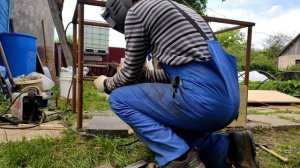 Простой стол для улицы своими руками