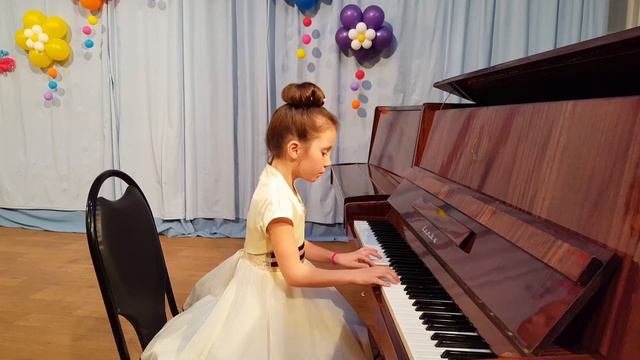 К.Клозе Анданте кантабиле / Д.Кабалевский Игра в мяч смотреть онлайн