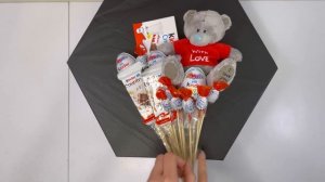 DIY |  Букет своими руками из шоколадок | Букет с мягкой игрушкой | Kinder Bouquet.