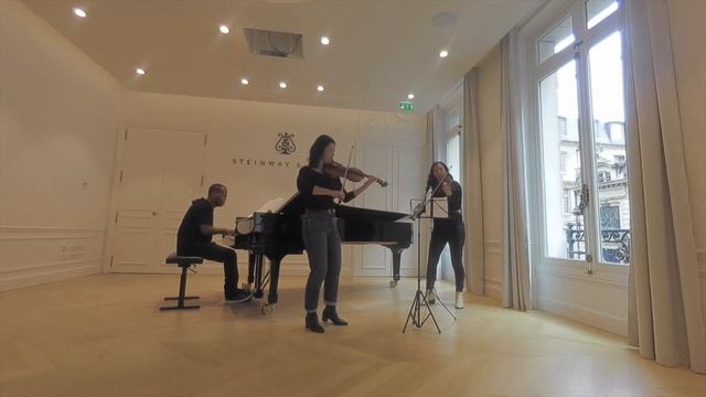 Chamber Music: Five Pieces for Two Violins and Piano - (Part IV Waltz) by Dmitri Shostakovitch смотреть онлайн