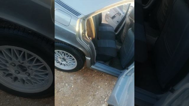 سيارة للبيع رخيصة Mercedes 190 تمن ? قابل للمناقشة ?