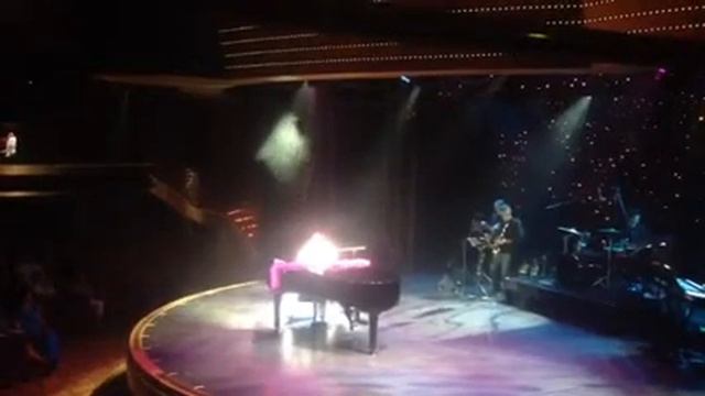 Bennie And The Jets performed by Elton John at Sea смотреть онлайн