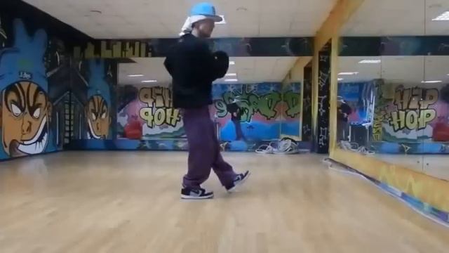 B-Boy Serj (MoveSpin) смотреть онлайн