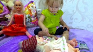 Маргарита и Лера НЕ ПОДЕЛИЛИ новую куклу