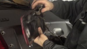 ЗАМЕНА КАТАФОТА БАГАЖНИКА ВАЗ 2111