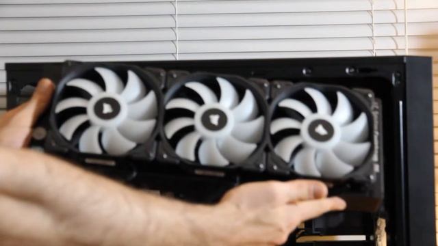 Corsair Commander Pro & Lighting Node Pro Setup - Threadripper 1950x Build (Part 3/7) смотреть онлайн