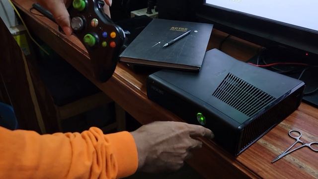 Cómo poner Disco duro de Laptop en Xbox 360 Slim? смотреть онлайн