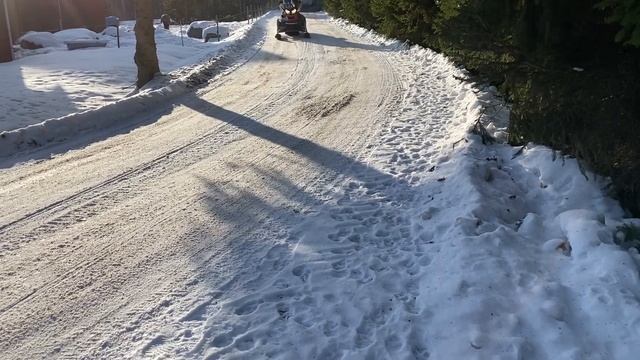 Snöskoter, Lynx Comander 600 SDI смотреть онлайн